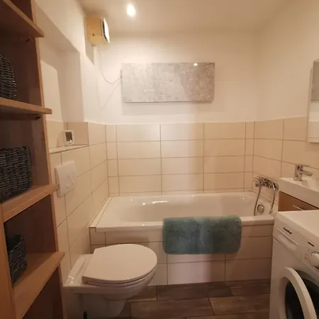 Riesling - Wohnen Im Weinberg In Der Toskana Des Nordens